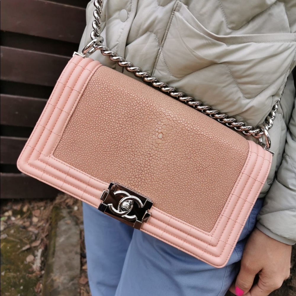 Chanel Galuchat stingray Medium boy bag
